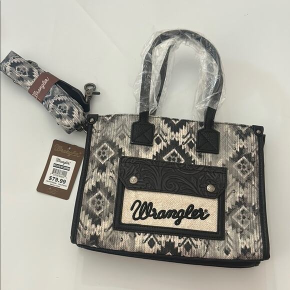 NWT Wrangler Southwestern Pattern Concealed Carry Tote Crossbody Bag - Black - Picture 2 of 7
